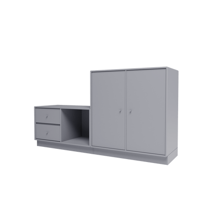 Banc Rest I Montana, laque 100 Graphic, sur socle de 7 cm, vue de trois quarts sur fond blanc