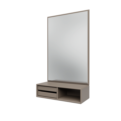 Miroir Glance Montana, laque 141 Truffle, suspendu au rail mural, vue de trois quarts sur fond blanc