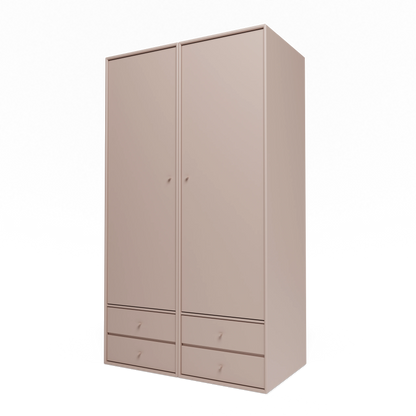 Armoire Attire IV Montana, laque 137 Mushroom, suspendu au rail mural, vue de trois quarts sur fond blanc