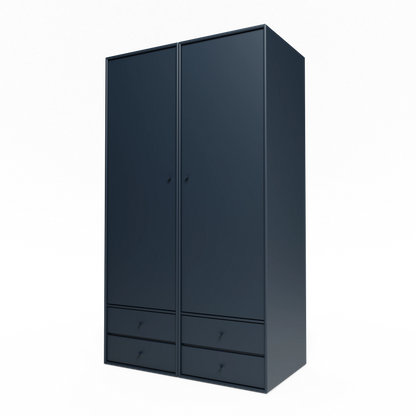 Armoire Attire IV Montana, laque 138 Juniper, suspendu au rail mural, vue de trois quarts sur fond blanc