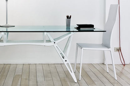 Chaise Lealta 2081 de Roberto Barbieri - Zanotta, vue 1