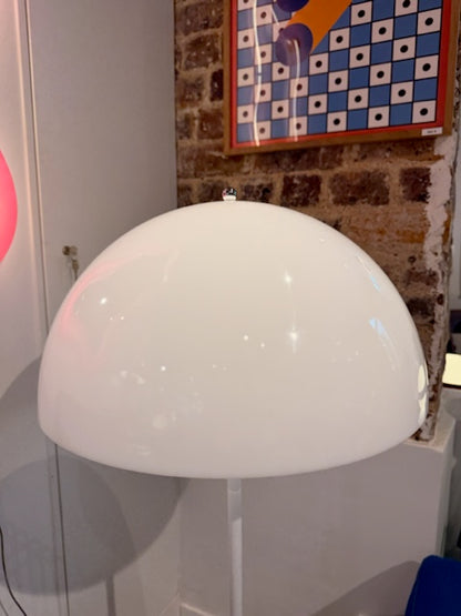 Panthella floor lamp by Verner Panton - Louis Poulsen