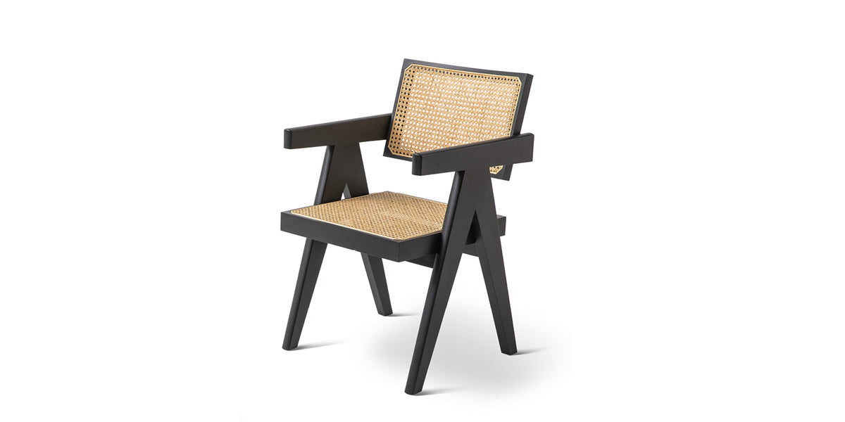 Chaise de bureau 051 Capitol Complex de Pierre Jeanneret - Cassina-vue de trois quarts, cannage et structure noire-Cassina