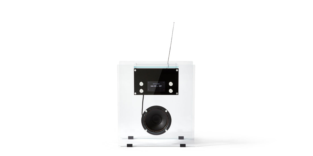 Radio in Cristallo de Franco Albini - Cassina-vue de face, boîtier transparent et haut-parleur-Cassina