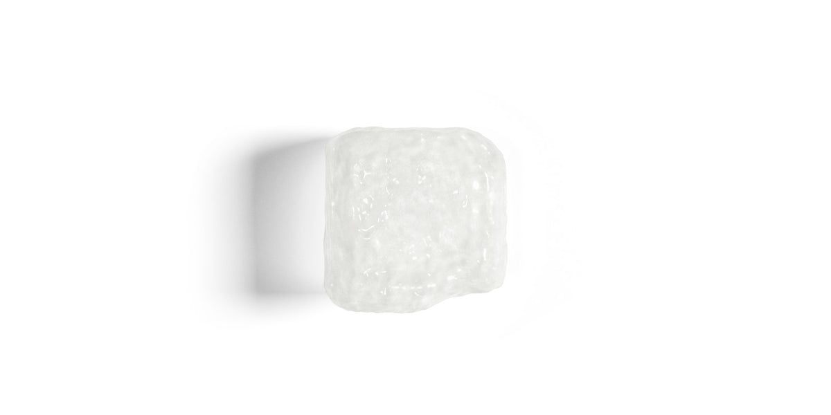 Applique Wax, Stone, Light de Linde Freya Tangelder - Cassina-applique carrée en verre blanc texturé-Cassina
