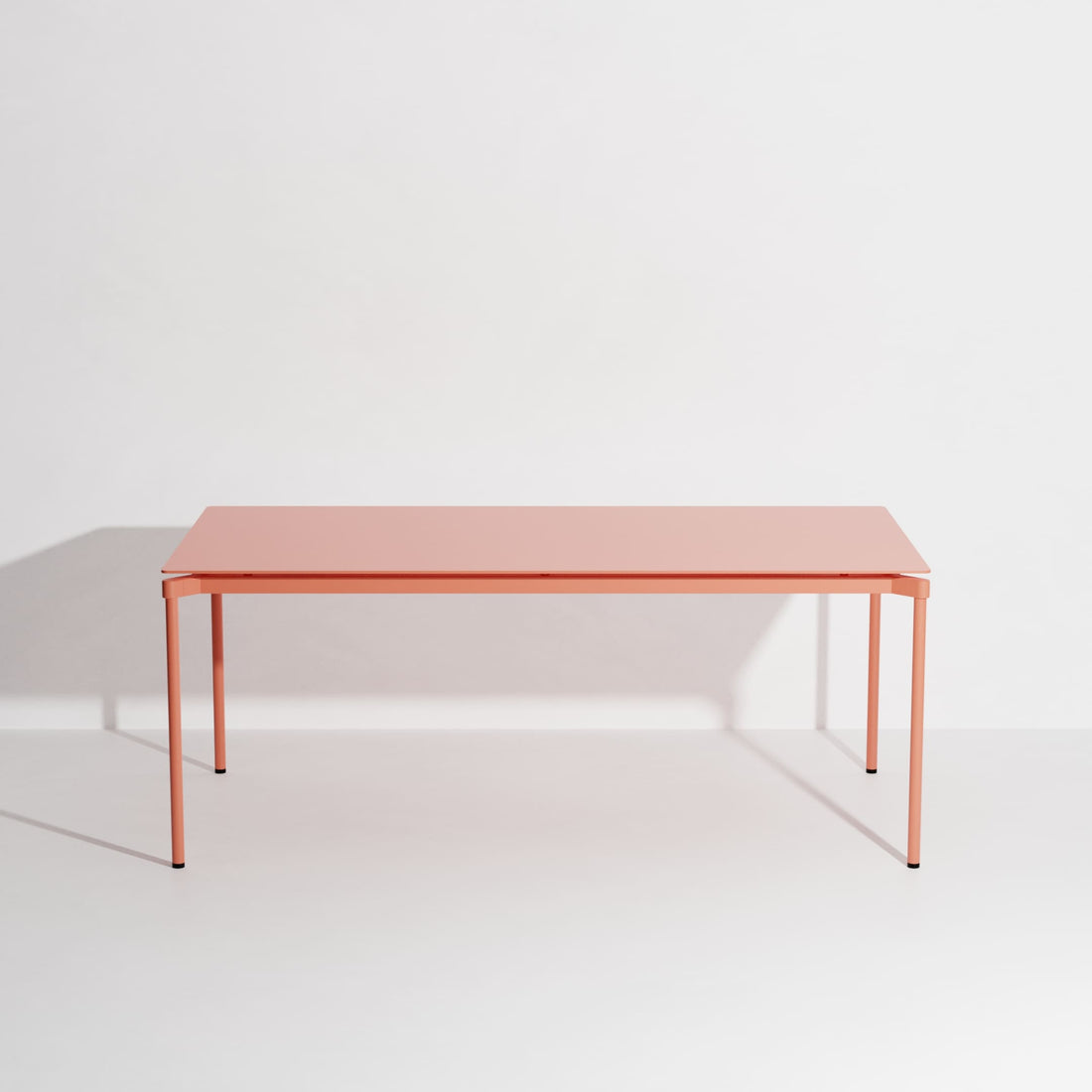 Table rectangulaire L 240 Fromme de Tom Chung - Petite Friture-Corail-The Woods Gallery