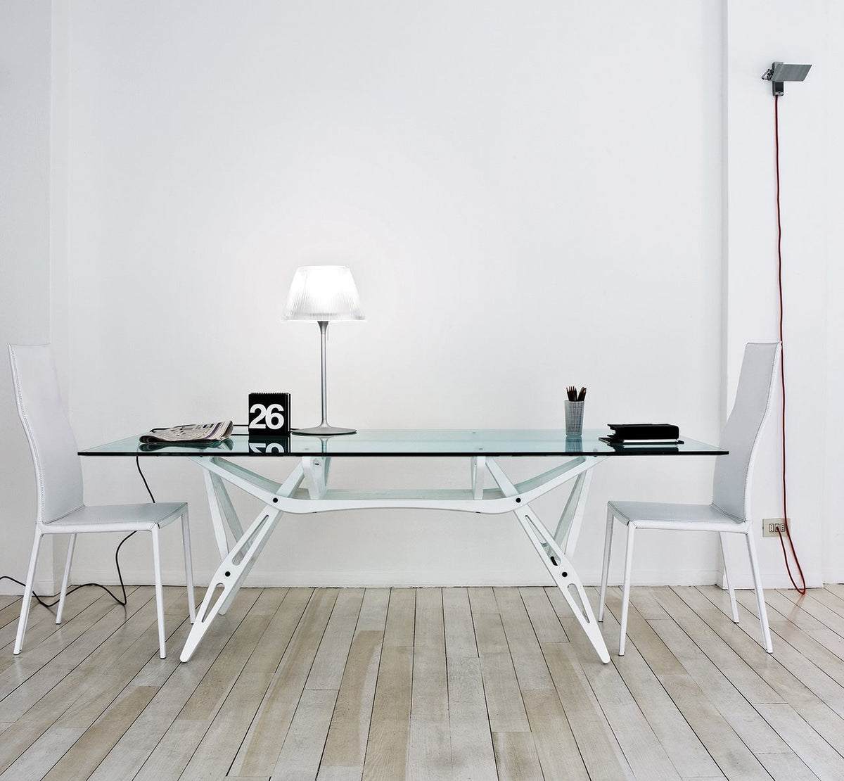Chaise Lealta 2081 de Roberto Barbieri - Zanotta, vue 2