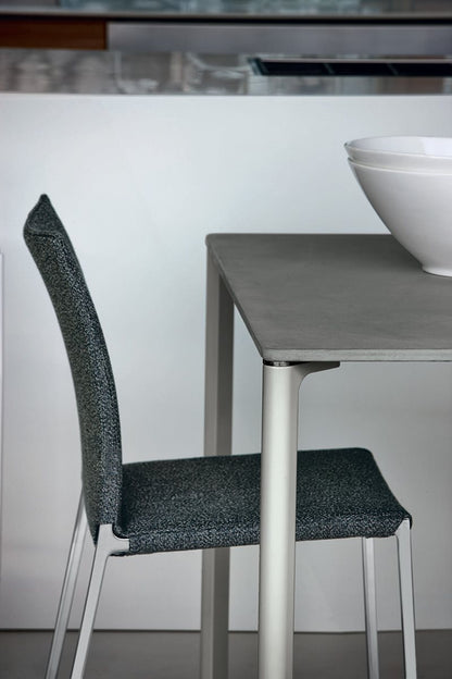 Chaise Lia 2086 de Roberto Barbieri - Zanotta, vue 8 - Zanotta