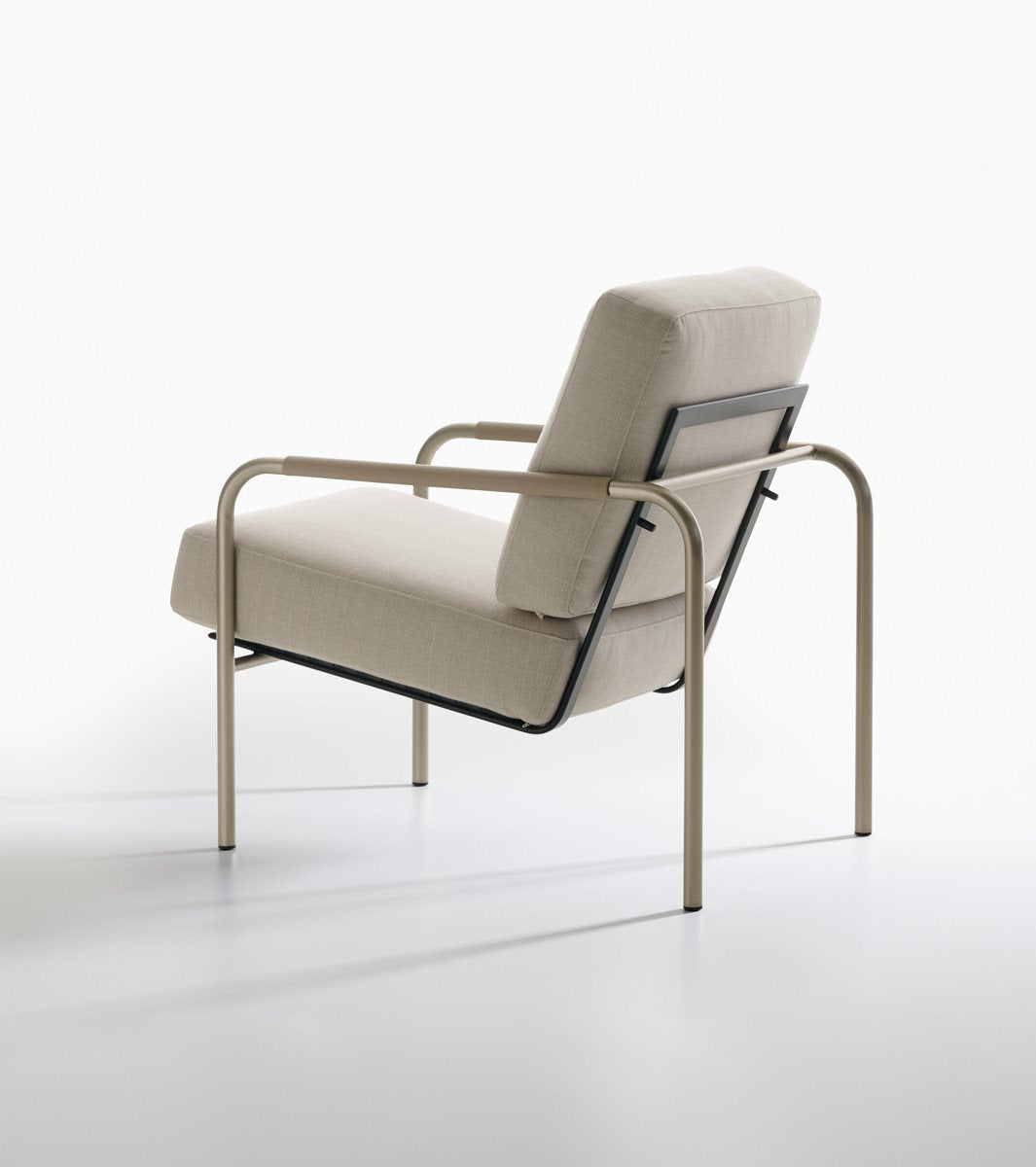 Fauteuil Susanna 852 de Gabriele Mucchi - Zanotta, vue 6 - Zanotta