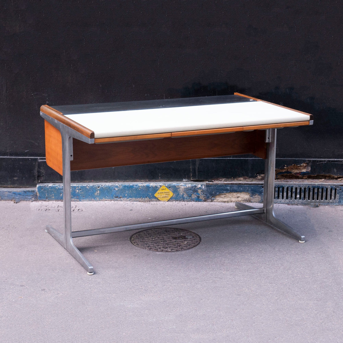 Bureau Action Office de George Nelson - Herman Miller - Vintage-The Woods Gallery