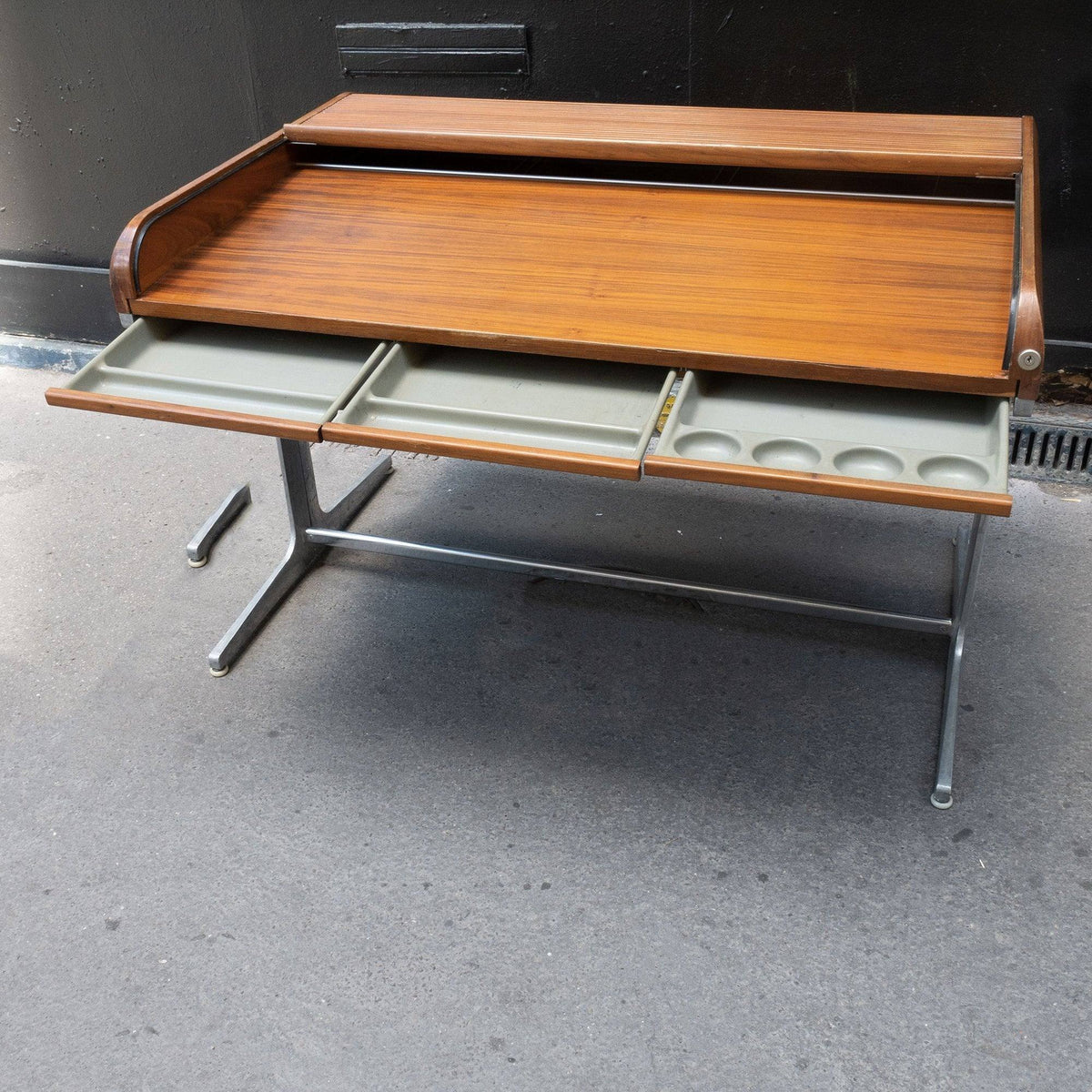 Bureau Action Office de George Nelson - Herman Miller - Vintage-The Woods Gallery