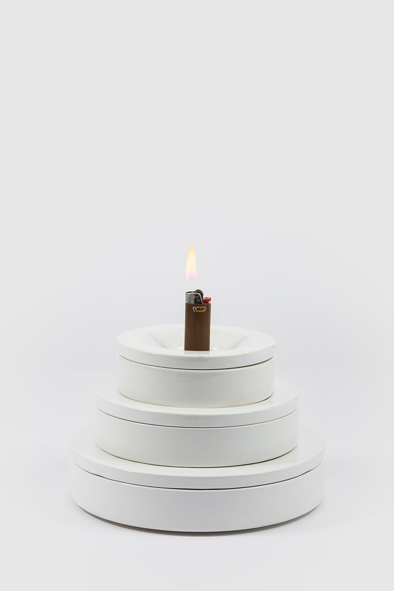 Cendrier Barbados par Angelo Mangiarotti - Danese Milano-Blanc M-The Woods Gallery