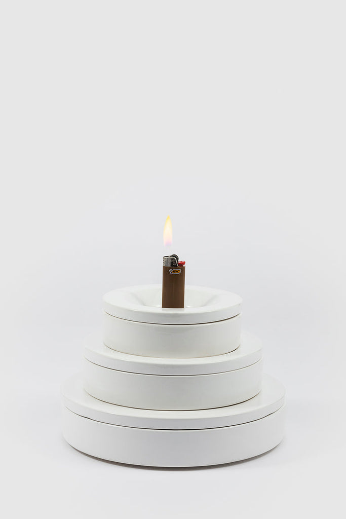 Cendrier Barbados par Angelo Mangiarotti - Danese Milano-Blanc M-The Woods Gallery