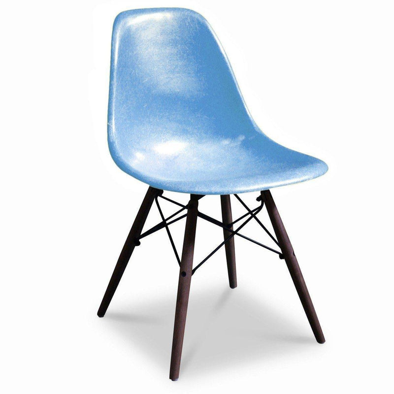 Chaise DSW Baby Blue de Charles & Ray Eames - Herman Miller - Vintage-Baby blue-DSW - Piètement Base Dowel Noyer-The Woods Gallery