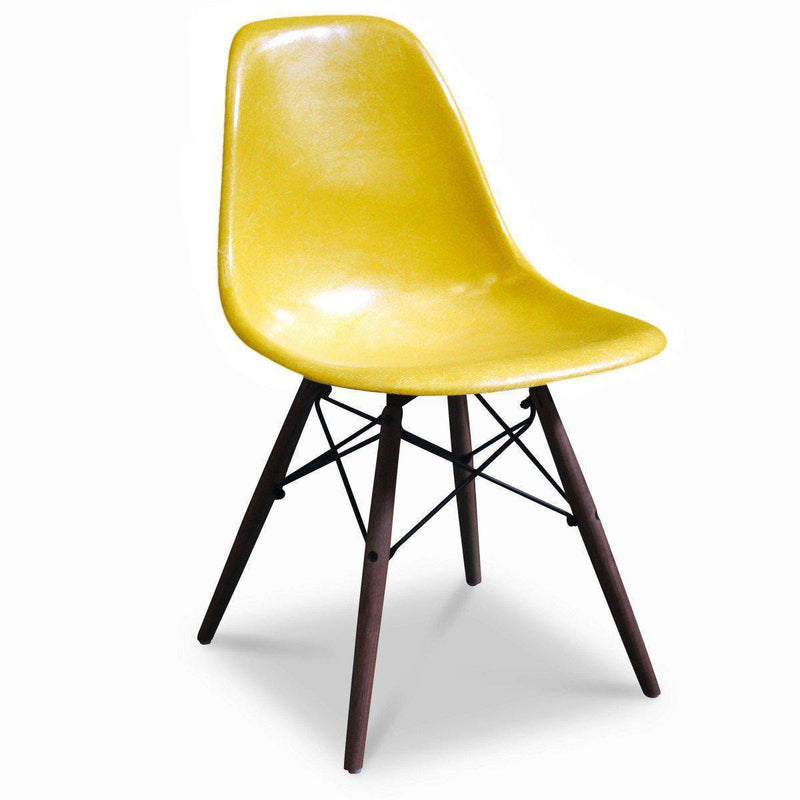 Chaise DSW Bright Yellow de Charles & Ray Eames - Herman Miller - Vintage-DSW - Piètement Base Dowel Noyer-The Woods Gallery