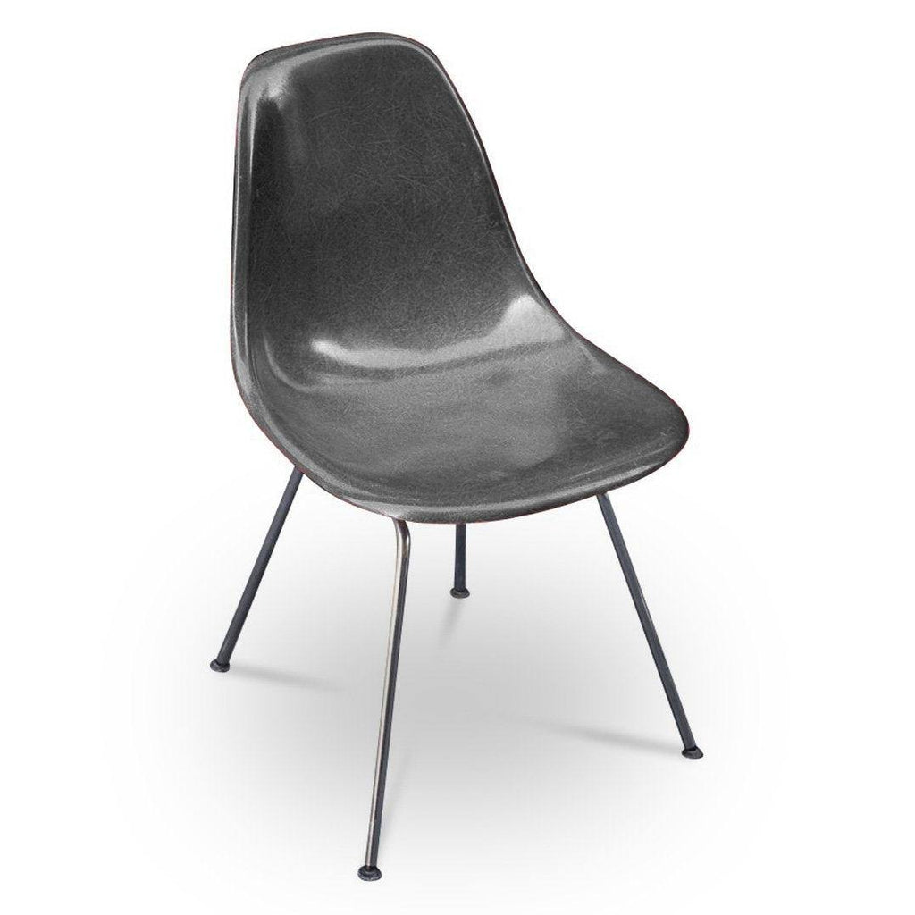 Chaise DSW Elephant Grey de Charles & Ray Eames - Herman Miller - Vintage-DSX - Piètement Base H-The Woods Gallery