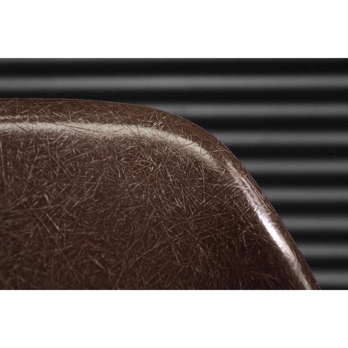 Chaise DSW Seal Brown de Charles &amp; Ray Eames - Herman Miller - Vintage-DSW - Piètement Base Dowel Noyer-The Woods Gallery