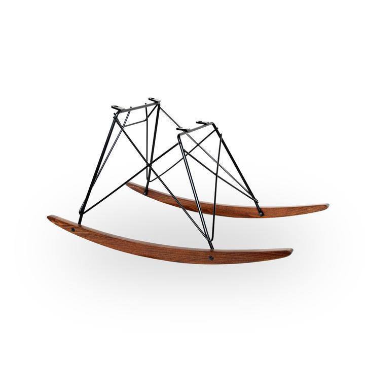 Chaise DSW Seal Brown de Charles &amp; Ray Eames - Herman Miller - Vintage-RAR - Piètement Rocking chair Noir/Noyer-The Woods Gallery