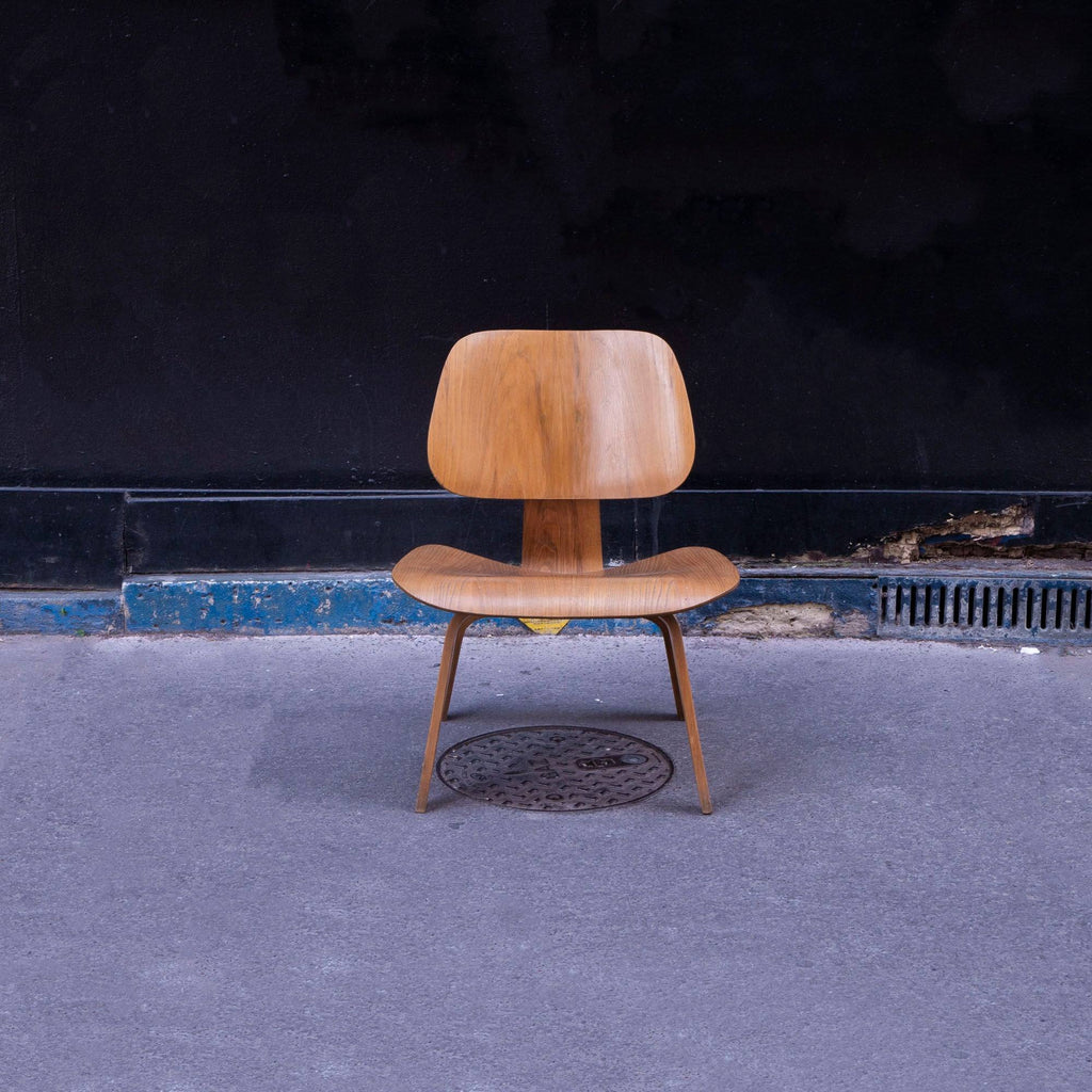 Chaise LCW en chêne de Charles & Ray Eames - Herman Miller - Vintage-The Woods Gallery