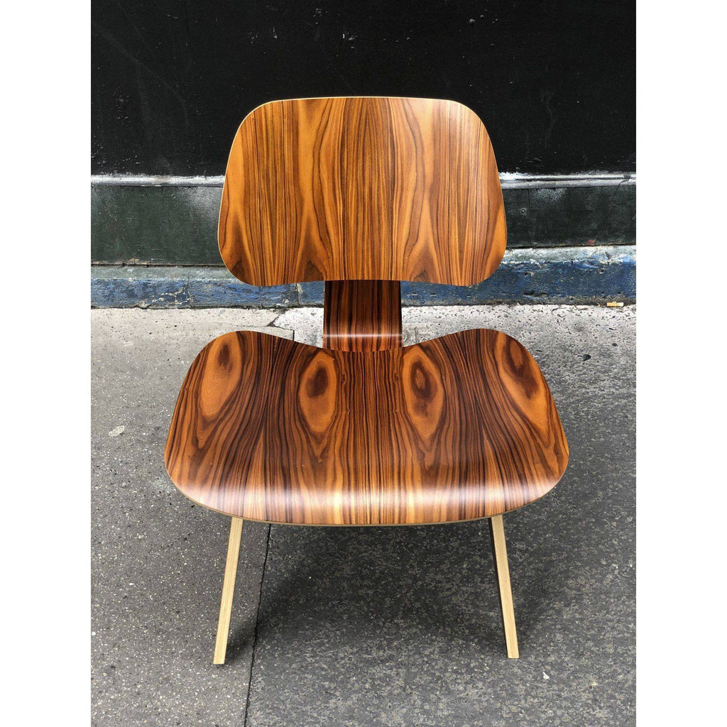 Chaise LCW en palissandre de santos de Charles & Ray Eames - Herman Miller - Vintage-The Woods Gallery