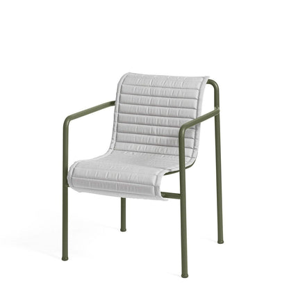 Coussin pour fauteuil de table Palissade - Hay-Gris ciel vue studio 3-The Woods Gallery