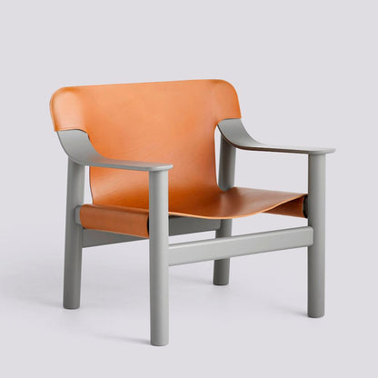 Fauteuil Bernard par Shane Schneck - Hay-Orange Pieds Gris-The Woods Gallery
