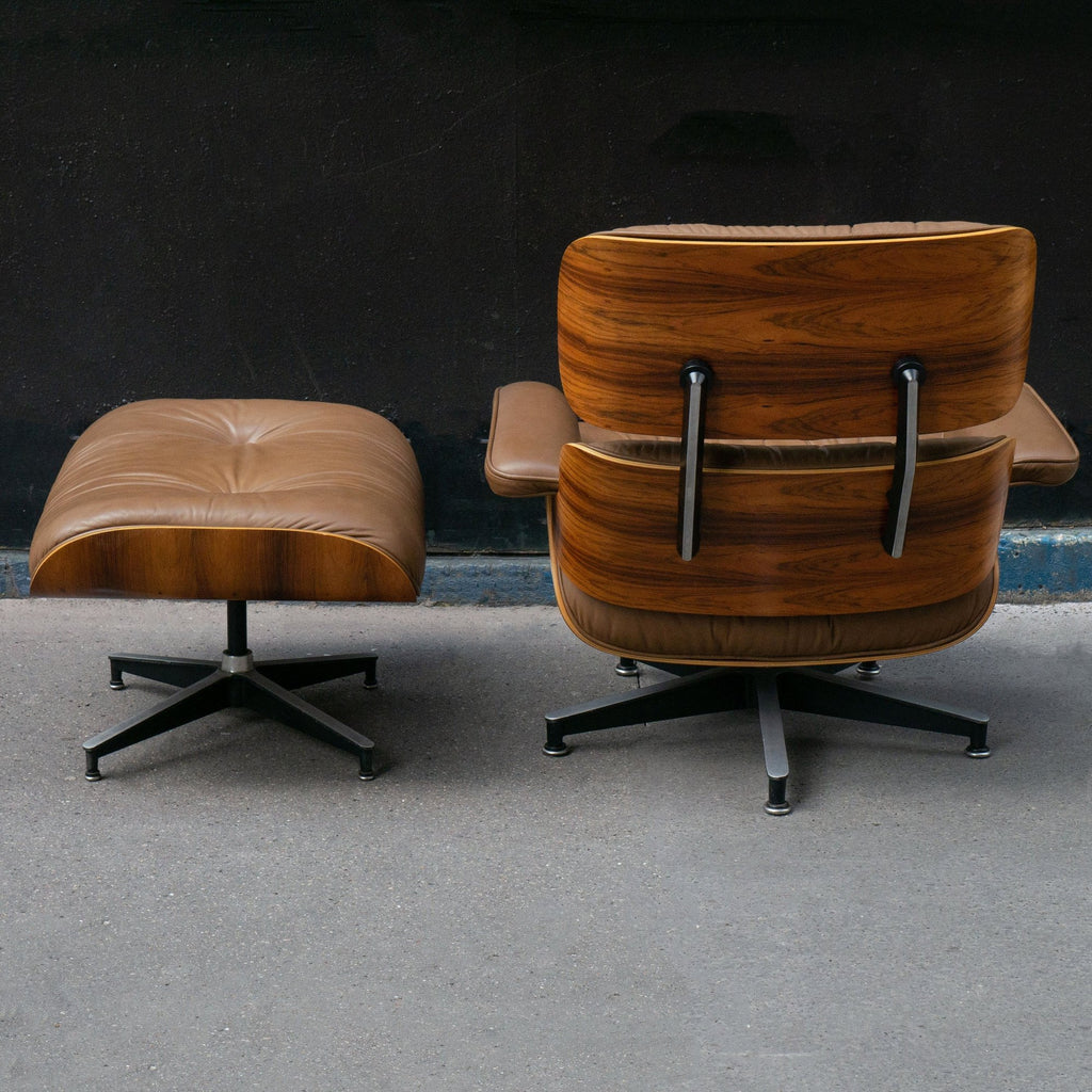 Fauteuil Lounge Chair Beige de Charles & Ray Eames - Herman Miller - Vintage-The Woods Gallery