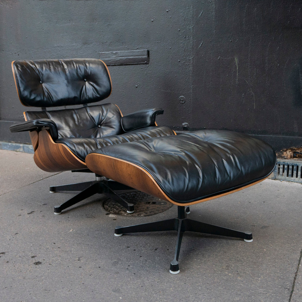 Fauteuil Lounge Chair Noir de Charles & Ray Eames - Vitra - Vintage-The Woods Gallery