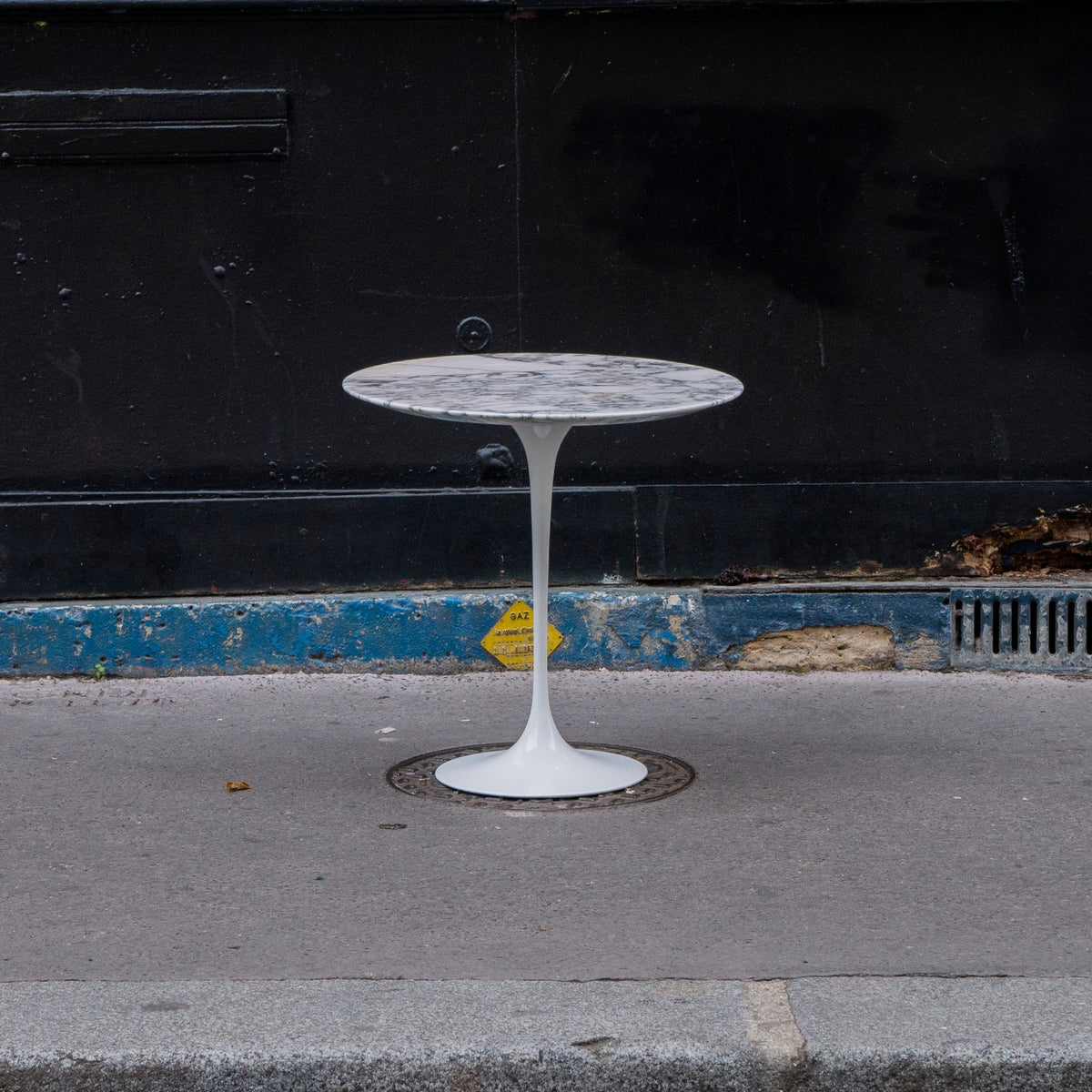 Guéridon Tulip en marbre Calacatta de Eero Saarinen - Ø 51 cm - Knoll - Vintage-The Woods Gallery