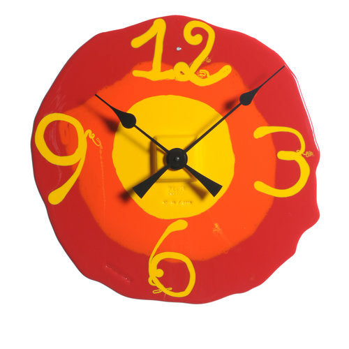 Horloge murale en résine Watch Me L de Gaetano Pesce - Fish Design-The Woods Gallery