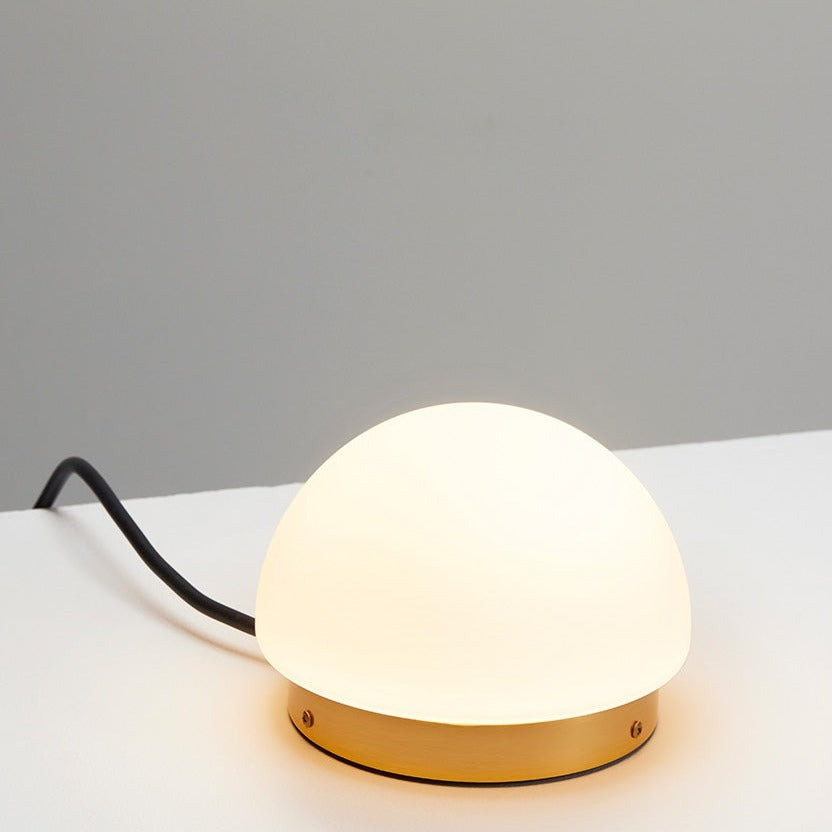 Lampe de table Circ - Estiluz-Doré-The Woods Gallery