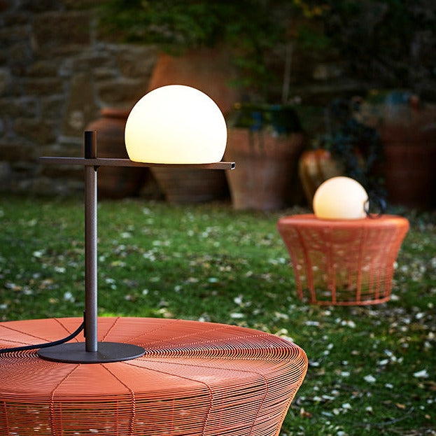 Lampe de table Circ - Estiluz-Utilisation extérieure-Bronze-The Woods Gallery