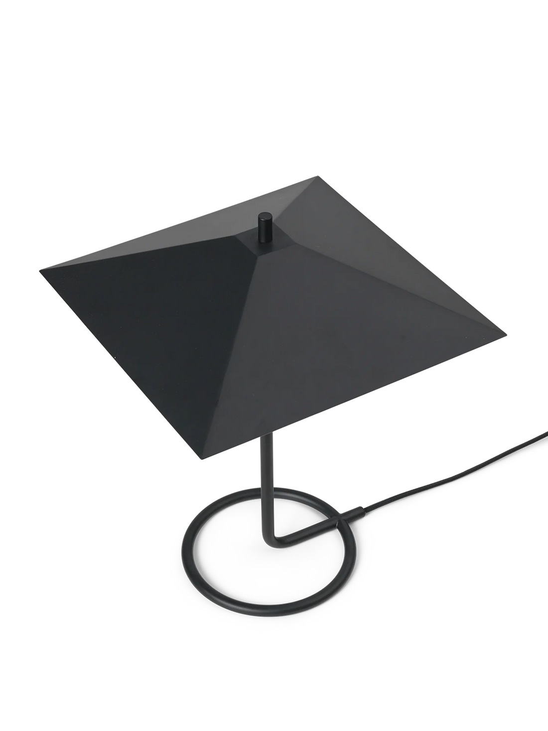 Lampe de table Filo - Ferm Living-Noir-The Woods Gallery