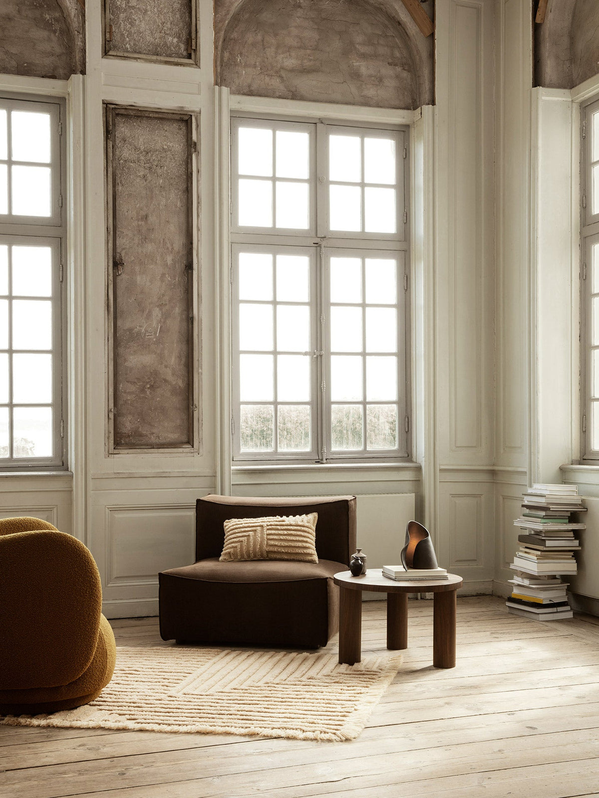 Lampe de table Oyster - Ferm Living-The Woods Gallery