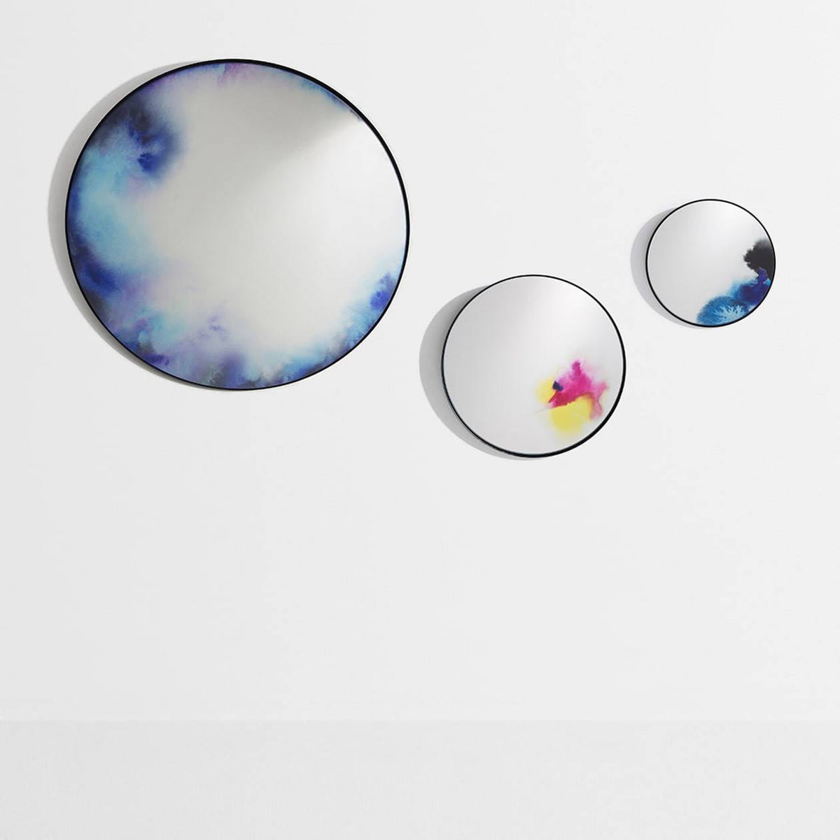Miroir Francis Extra-Large Aquarelle Bleue-Violet de Constance Guisset - Petite Friture-The Woods Gallery