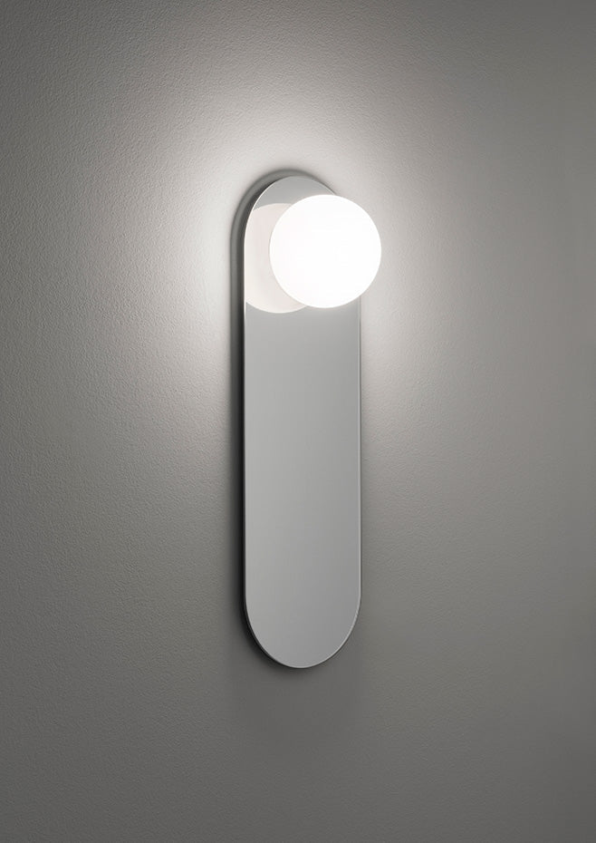 Miroir avec applique lumineuse Circ - Estiluz-71 x 22 cm-Gris Fumé-The Woods Gallery
