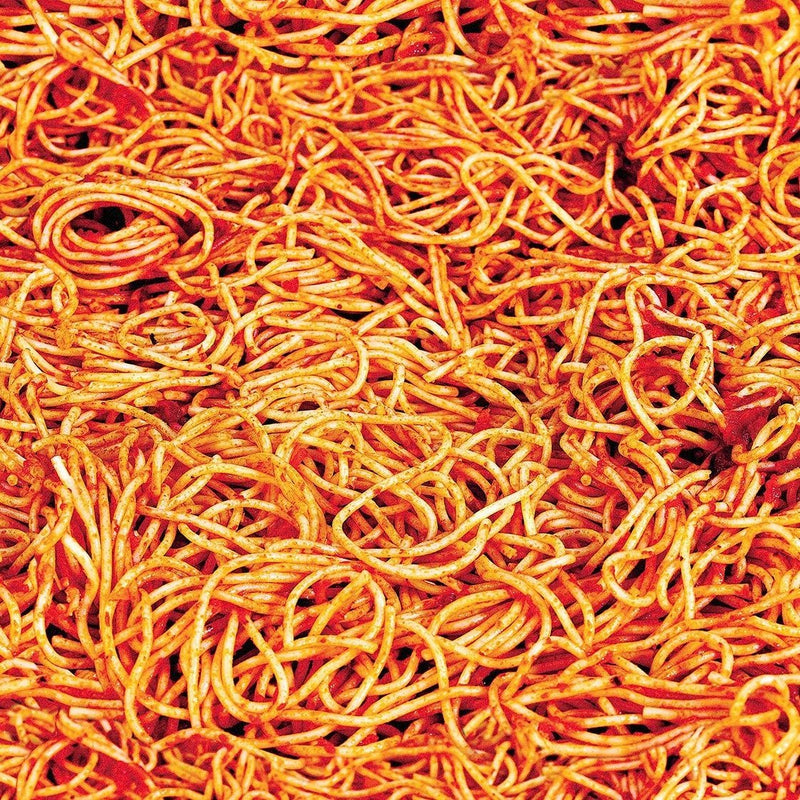 Papier peint "Kitchen confidential" Spaghettis de ToiletPaper-Support vinyle – surface gaufrée et irrégulière - simule la toile d’un tableau-The Woods Gallery