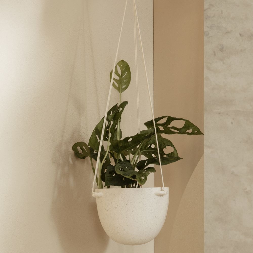 Pot à suspendre Speckle Hanging Pot Off White - Ferm Living-The Woods Gallery