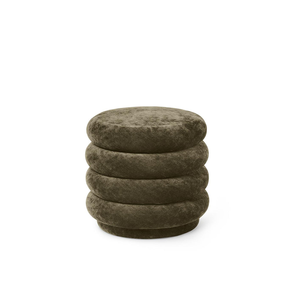 Pouf Rond Faded Velvet de Trine Andersen - Ferm Living-Velours Ocean-The Woods Gallery