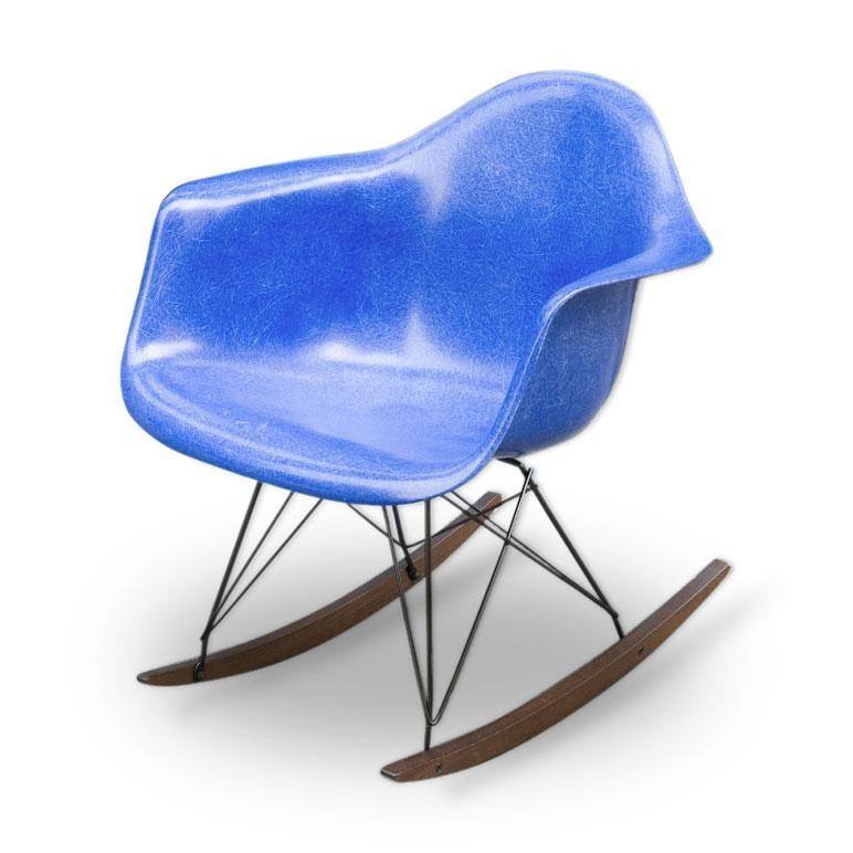 Rocking chair Ultramarine de Charles & Ray Eames - Herman Miller - Vintage-The Woods Gallery