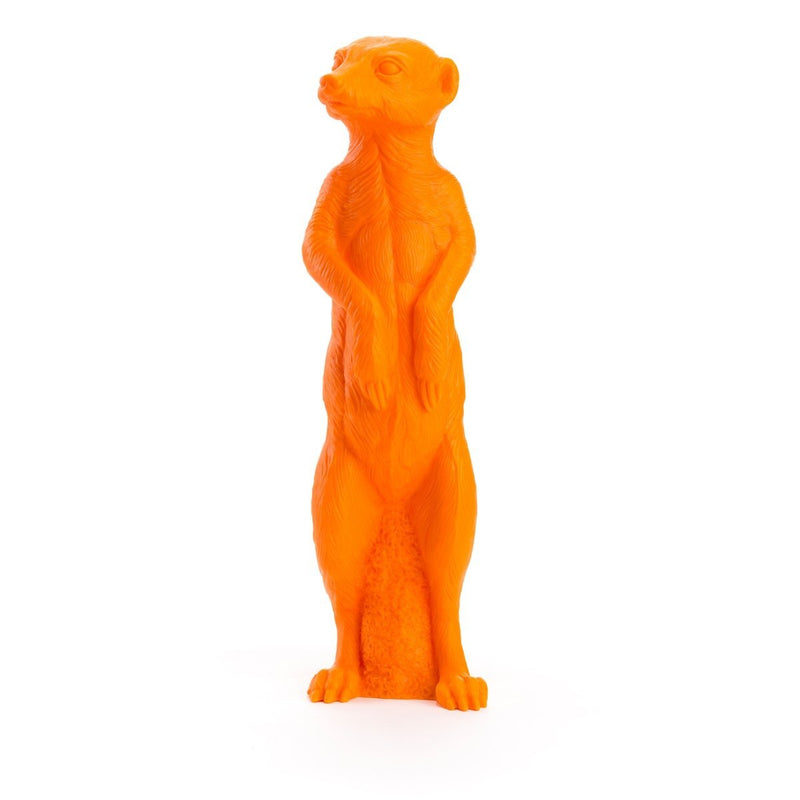 Sculpture Suricate de Ottmar Hörl - Suricate-orange-Sans Signature-The Woods Gallery