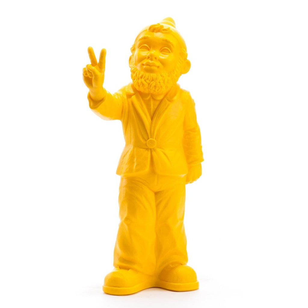 Sculpture Victory de Ottmar Hörl - Nain de jardin - Victoire-argent-Sans Signature-The Woods Gallery