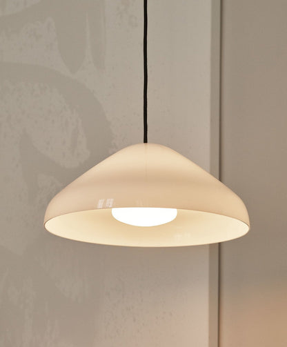 Suspension Pao Glass de Naoto Fukasawa - Hay-gros plan sur l&