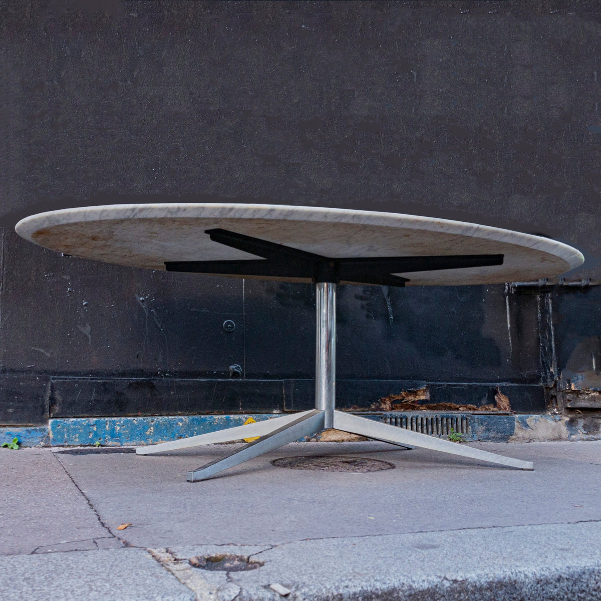 Table ovale marbre Calacatta de Florence Knoll - 200 x 120 cm - Knoll - Vintage-The Woods Gallery