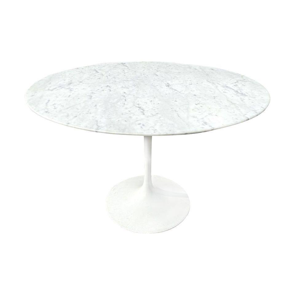 Table ronde Tulipe en marbre de Carrare de Knoll / Ø 107 cm - Vintage-The Woods Gallery