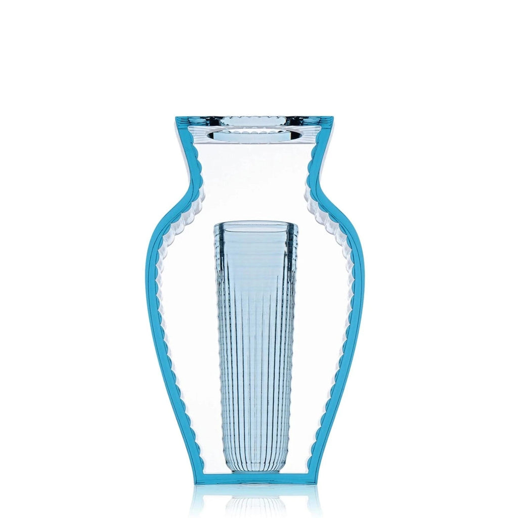 Vase I Shine d'Eugeni Quitllet - Kartell-Gris fumé-The Woods Gallery